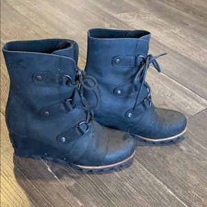 SOREL heeled boots